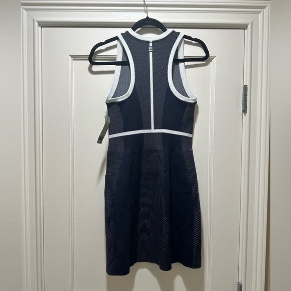 ❌SOLD❌Sweaty Betty small interval seamless workout dress navy NWT - Picture 5 of 5